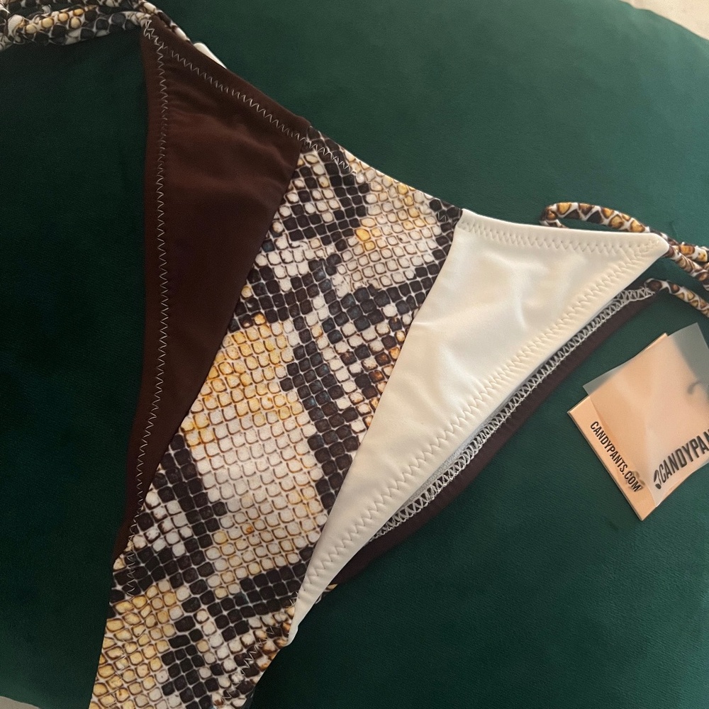 Bathing suit bottom (never worn, tags still attached)